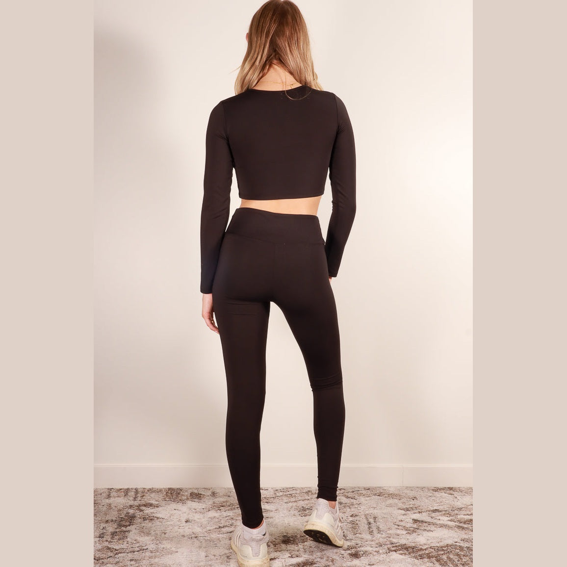 Long Sleeve Crop Top & High Waist Leggings Activewear Set