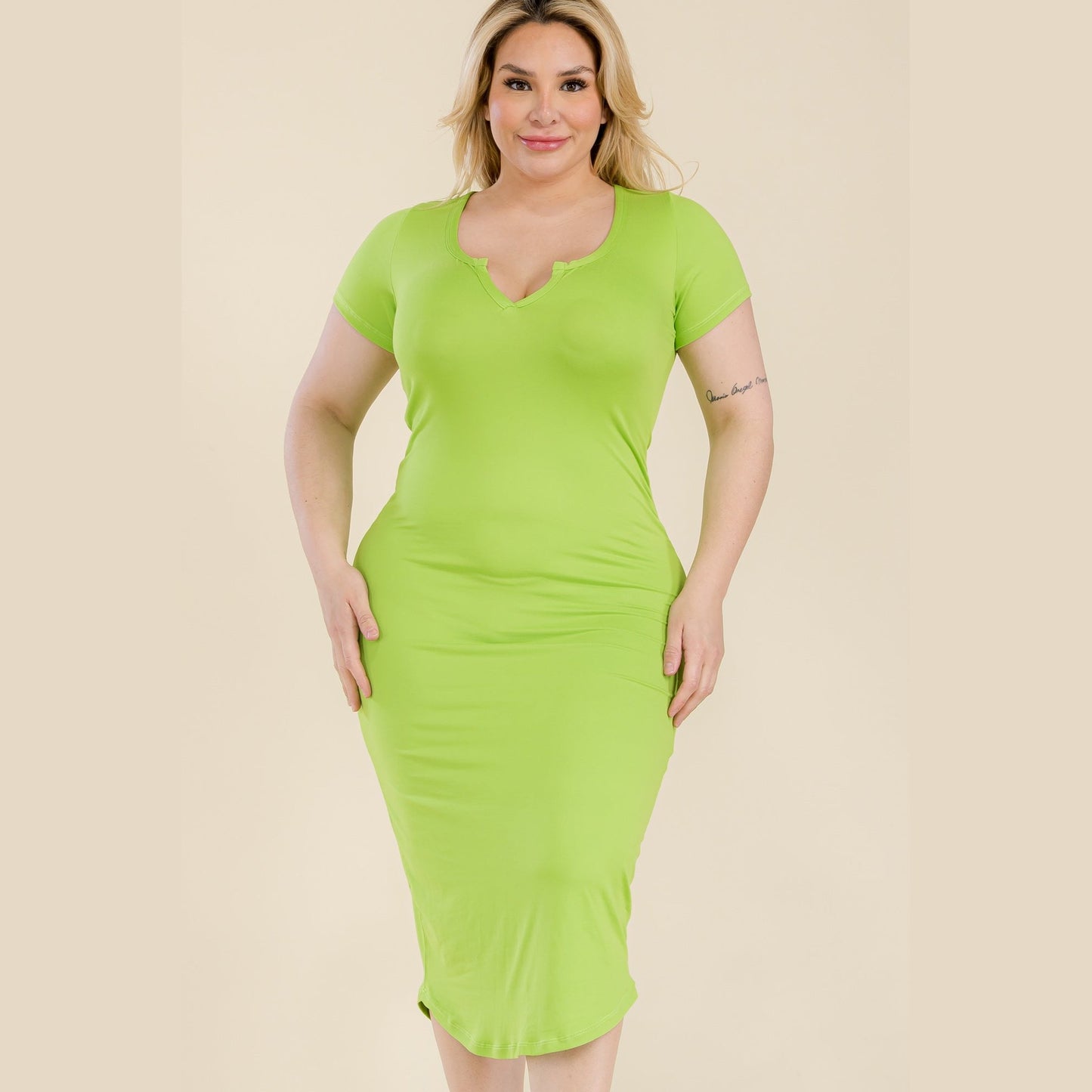 Plus Size Split Neck Bodycon Midi Dress