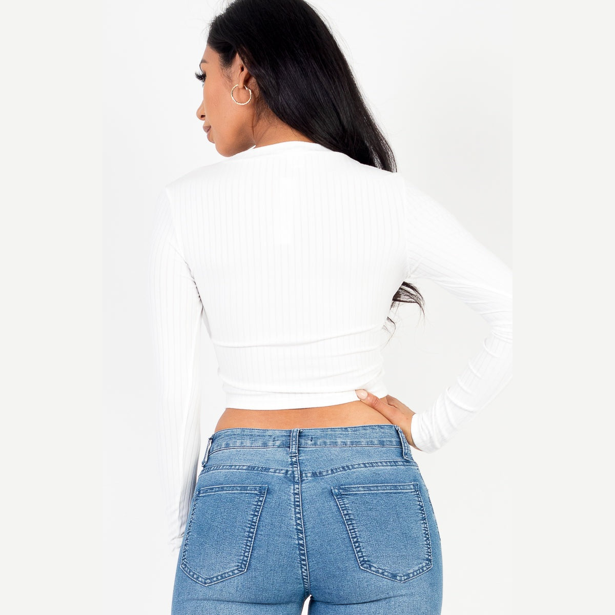 Long Sleeve Round Neck Basic Crop Top