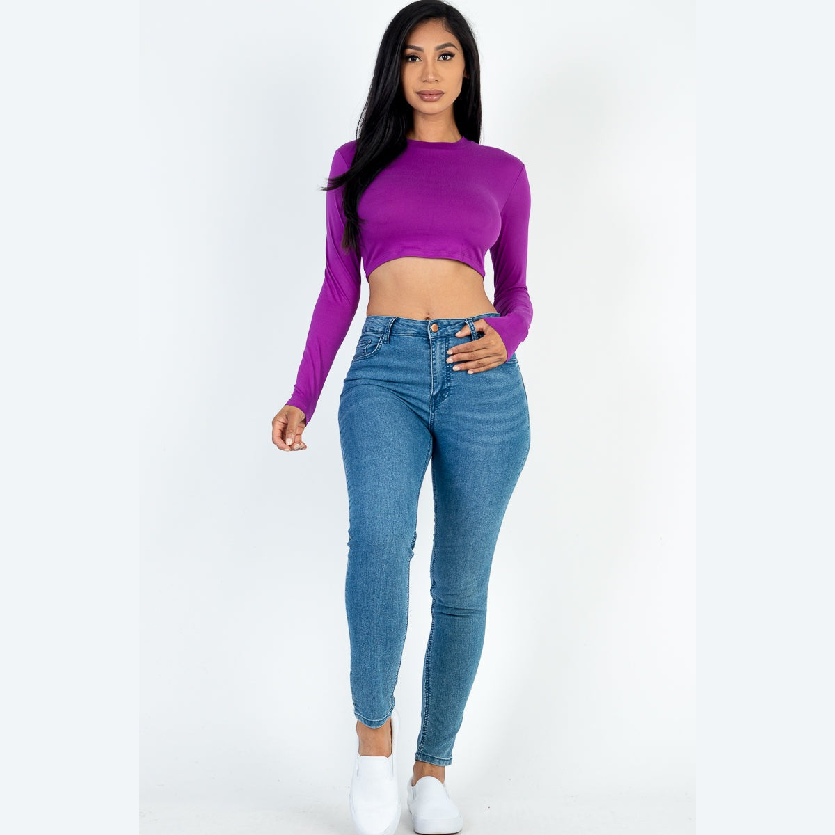Crew Neck Long Sleeve Cropped Top