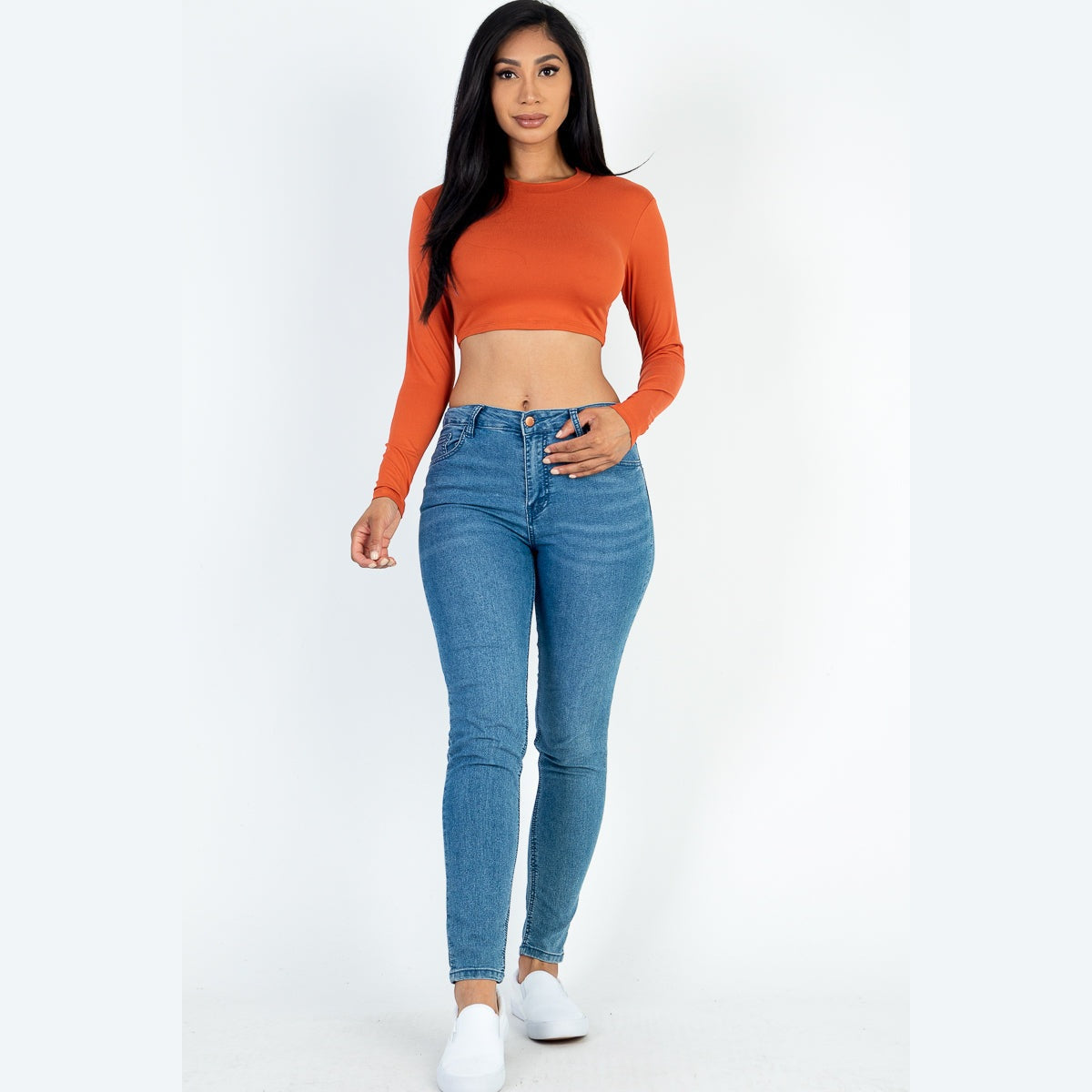 Crew Neck Long Sleeve Cropped Top