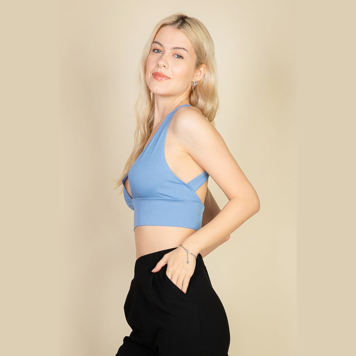Ribbed Knit Plunge Neck Crop Top