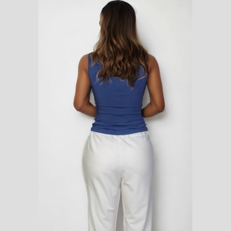 Ribbed V-Neck Sleeveless Top