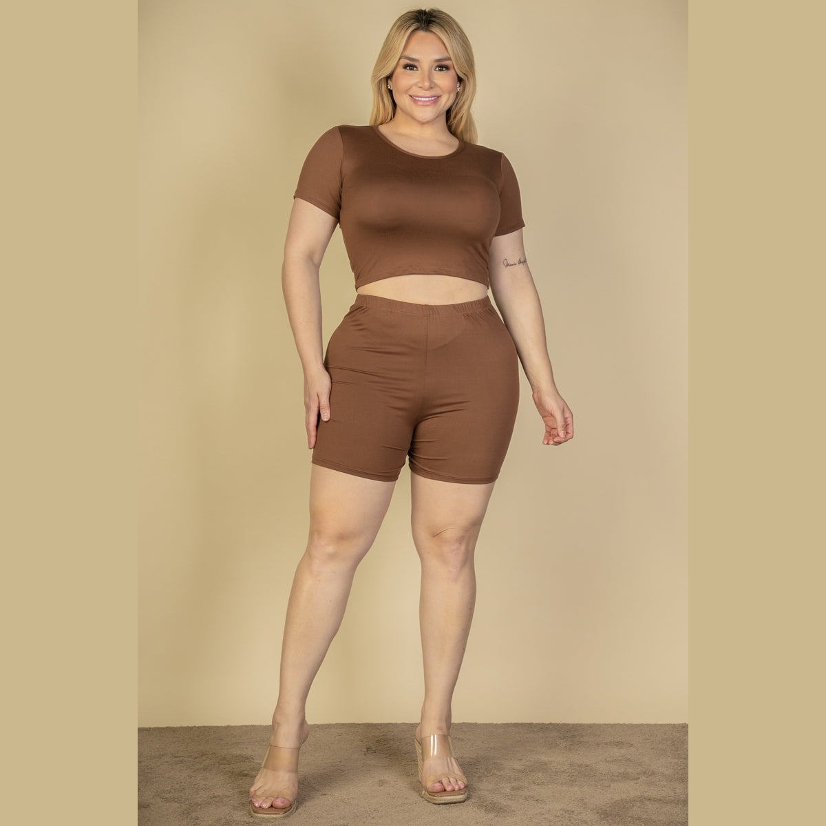 Plus Size Short Sleeve Crop Top & Shorts Set