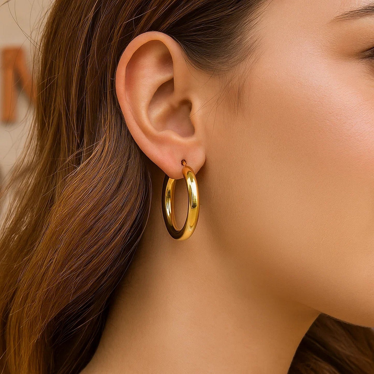 14k Yellow Gold Polished Hoop Earrings (5x30 mm)