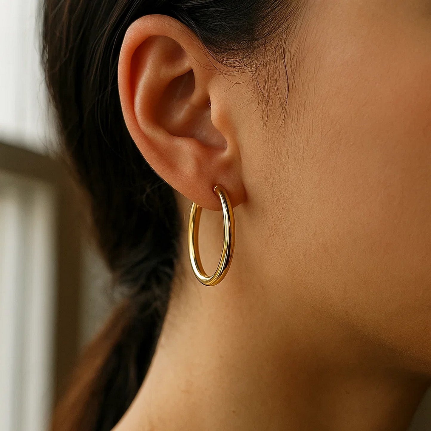 14k Yellow Gold Polished Hoop Earrings (3x30mm)