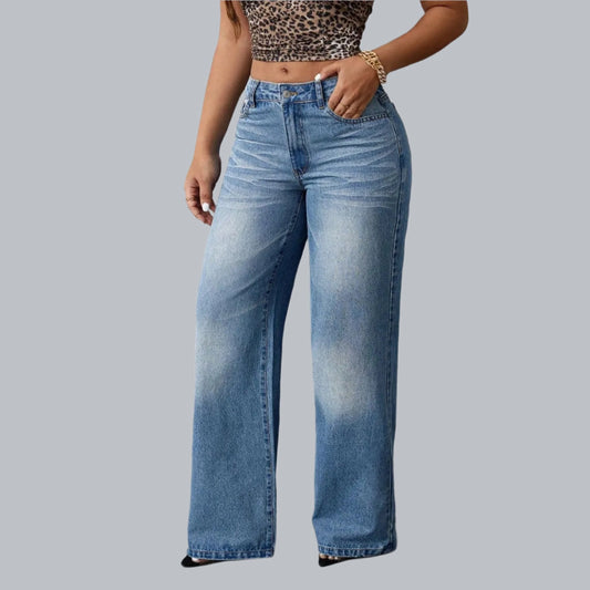 f2dd35d9-0e87-420b-8d49-749eaccfa7b2-Max