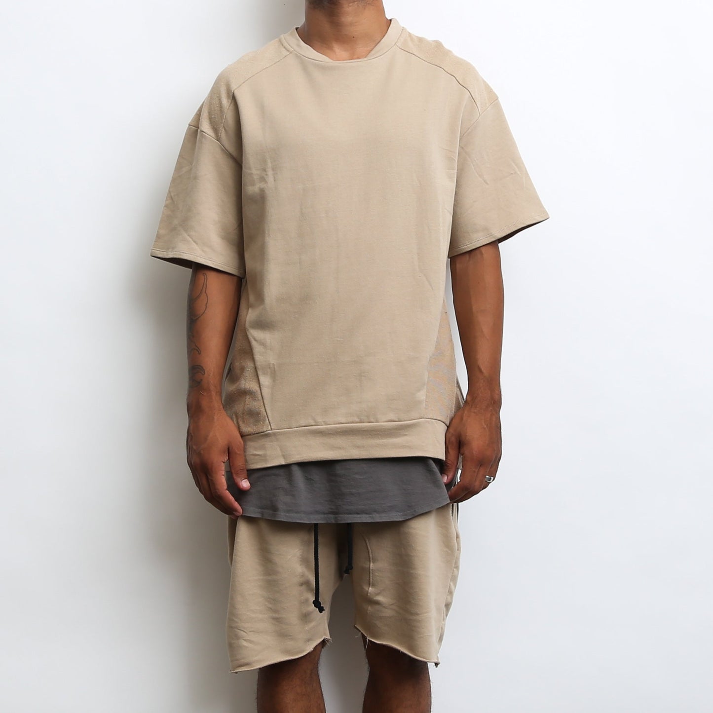 REVERSE FRENCH TERRY TEE- KHAKI-1