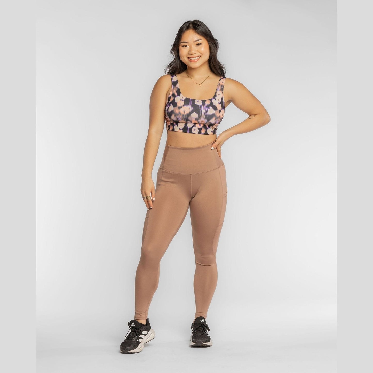 Hi Five Pocketed High-Waist Legging – Just Brew It