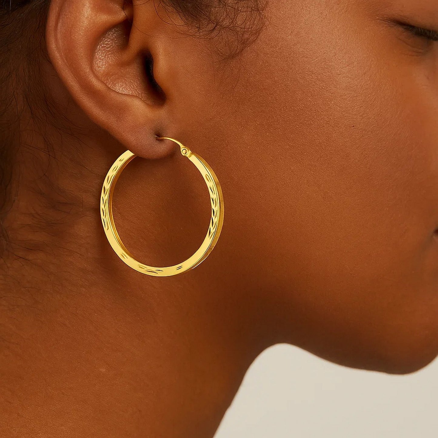 14k Yellow Gold Diamond Cut Hoop Earrings(2x35mm)