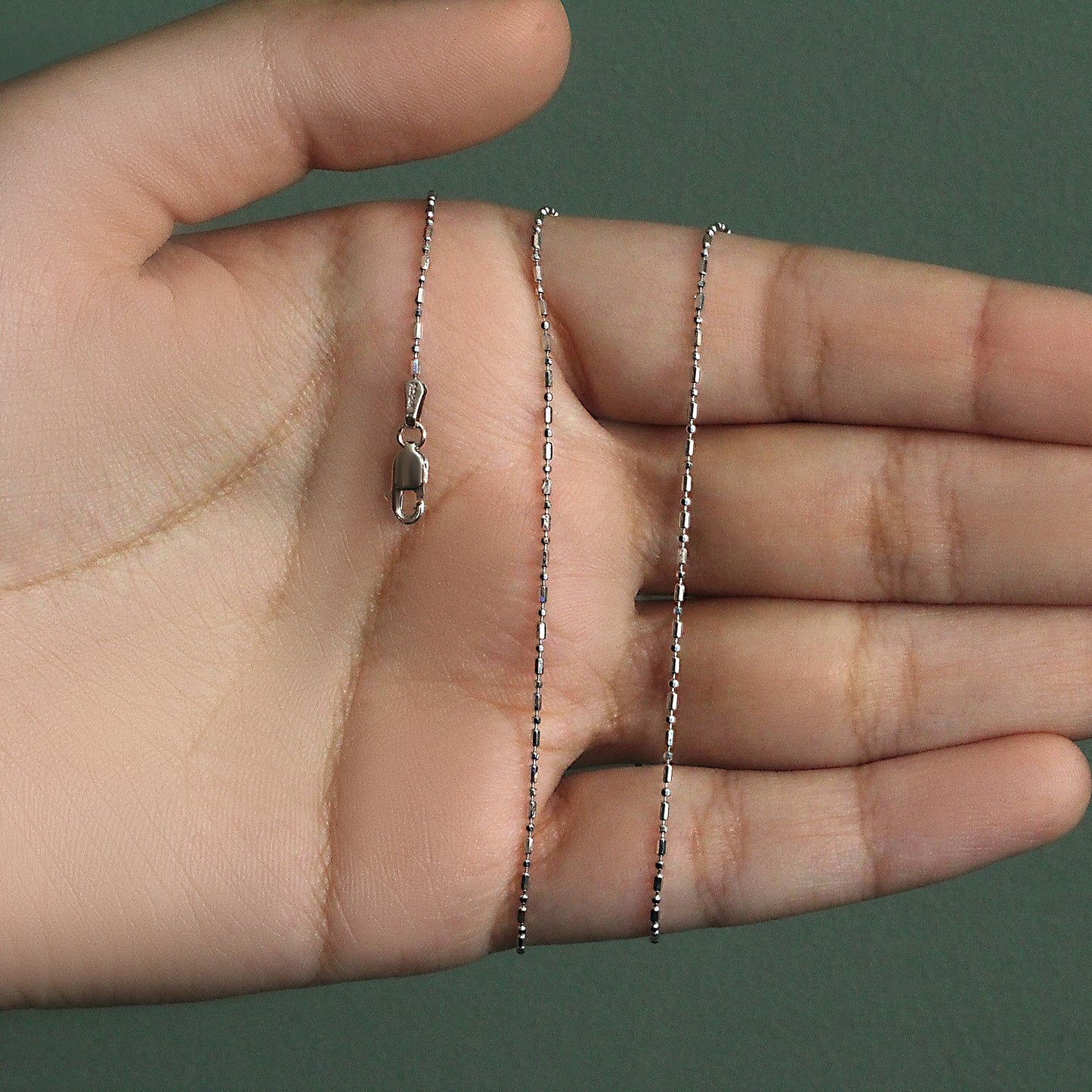 14k White Gold Diamond-Cut Bead Chain (0.90 mm)