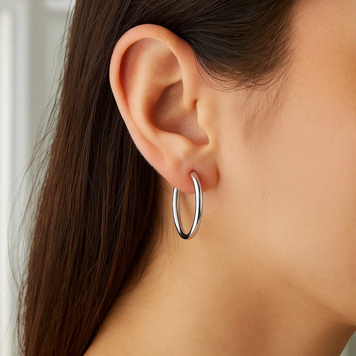 10k White Gold Polished Hoop Earrings (3x25mm)