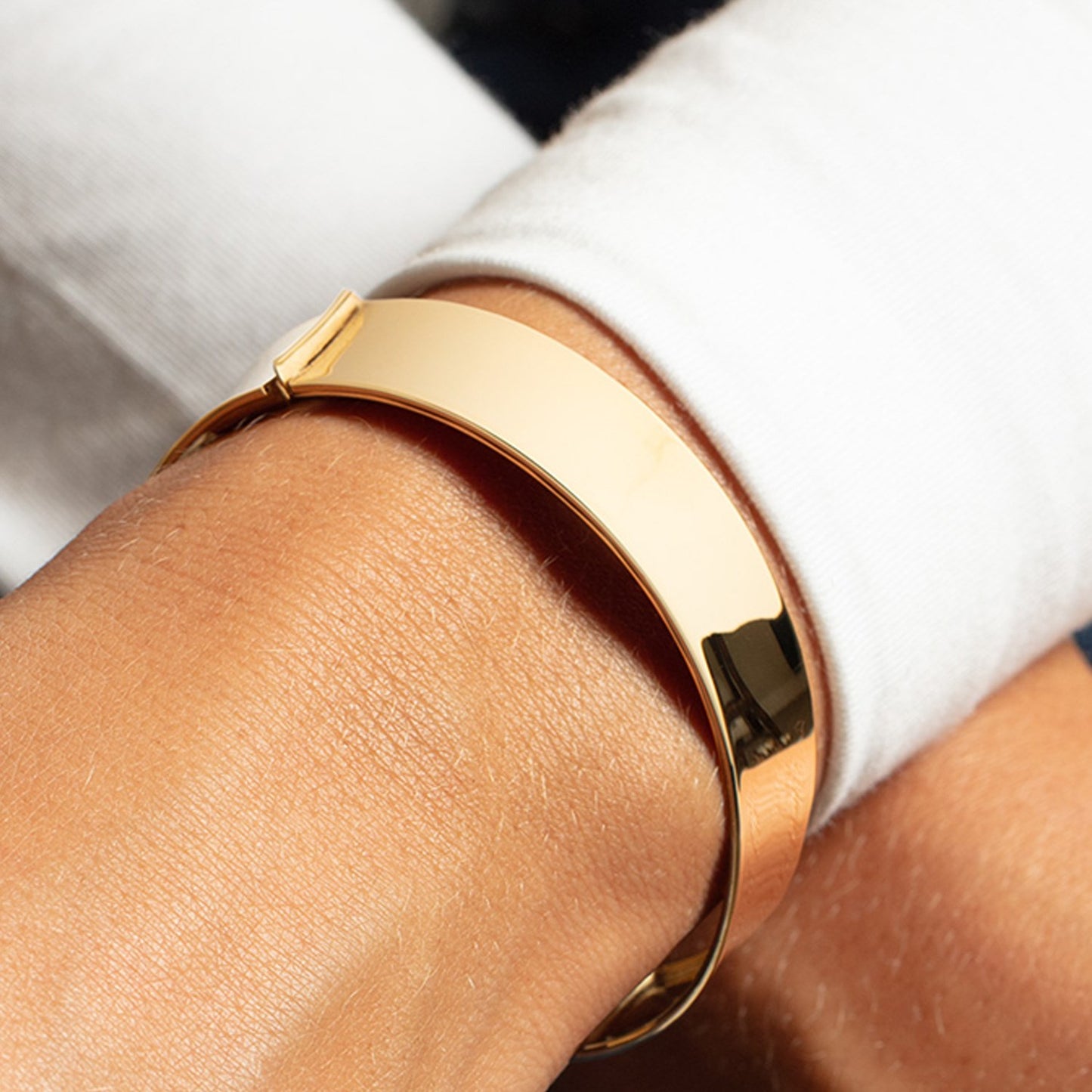 Designer Medium Width Bracelet in 14K Yellow Gold (14.50 mm)