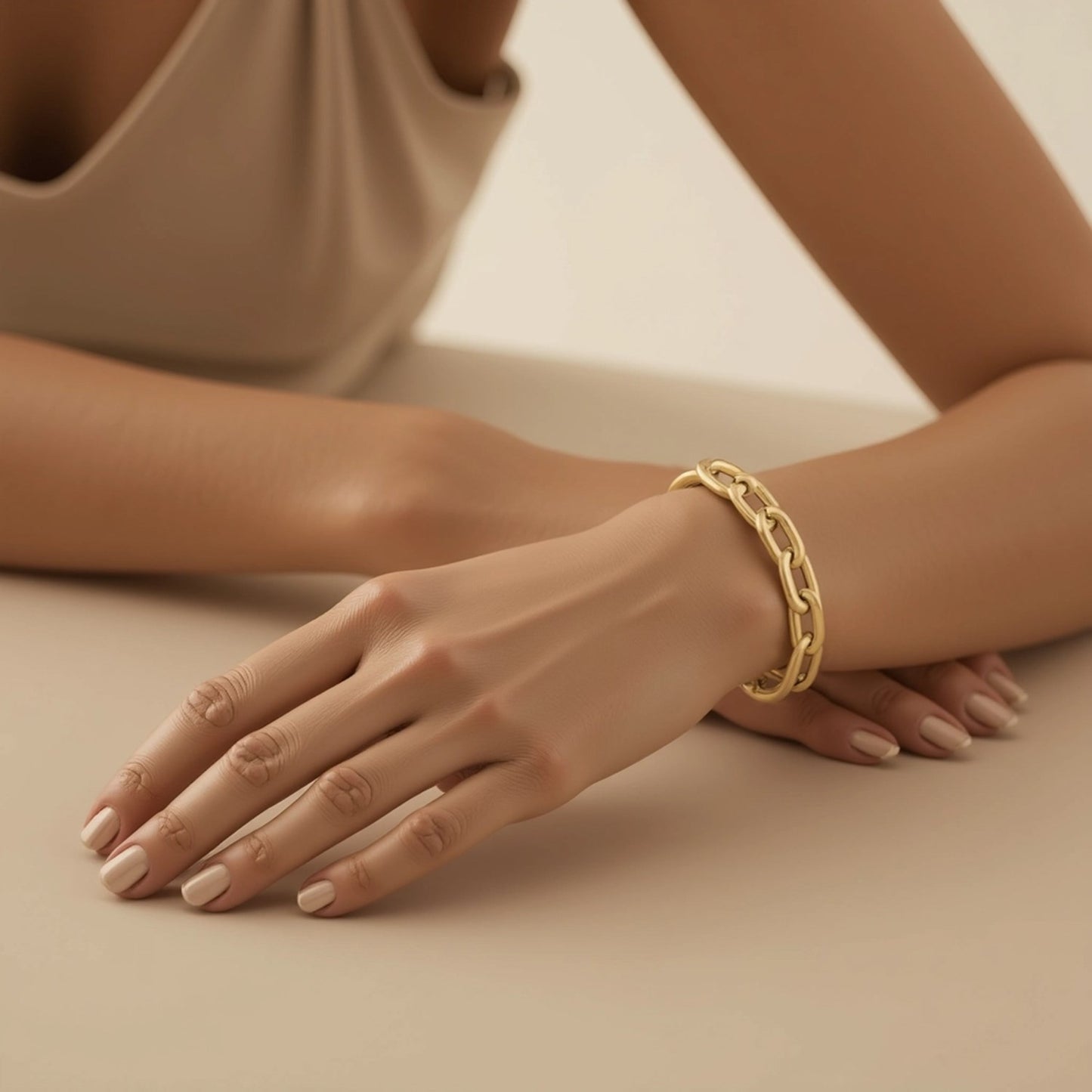 Long Domed Paperclip Bracelet in 14K Yellow Gold