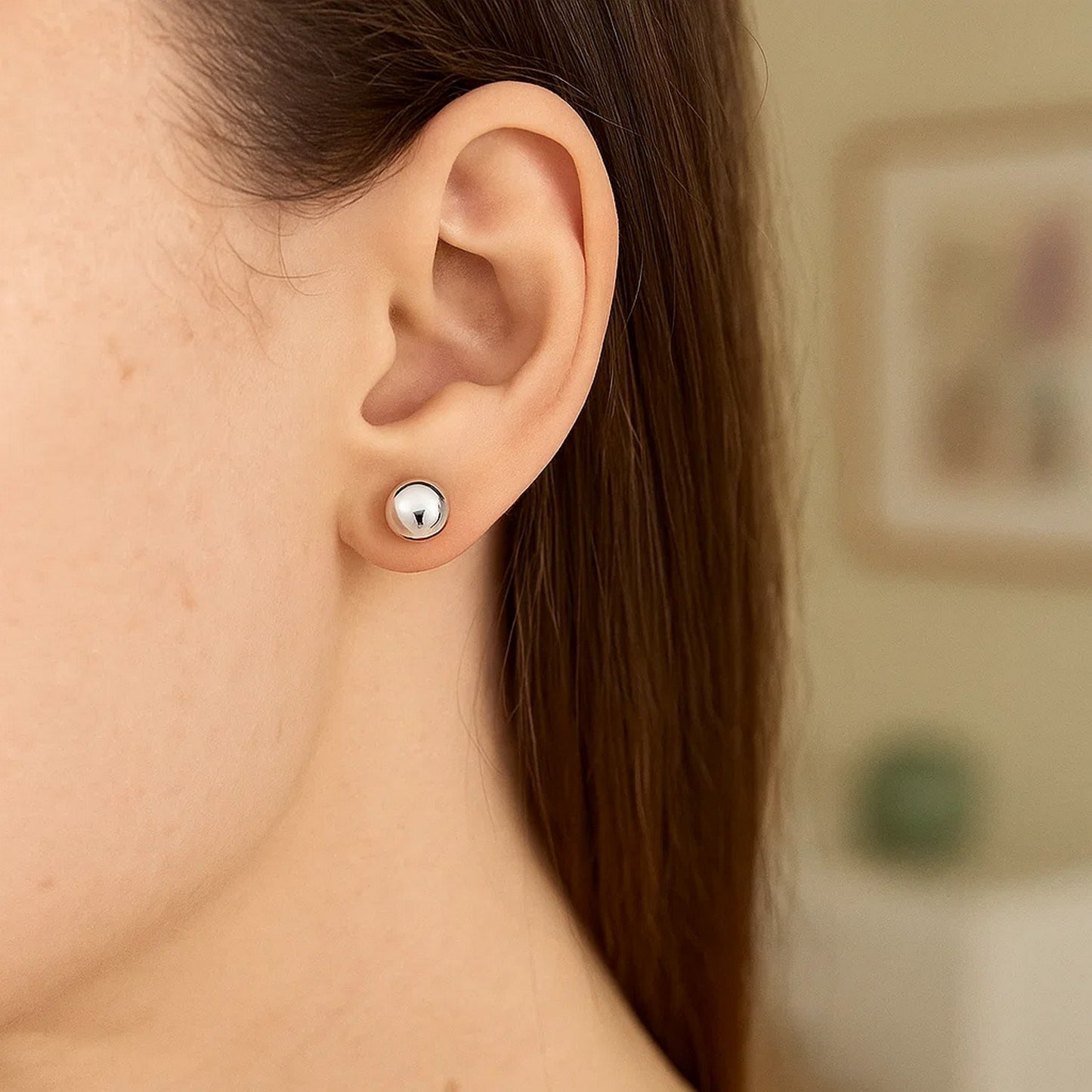 14k White Gold Spherical Stud Earrings (7.0 mm)